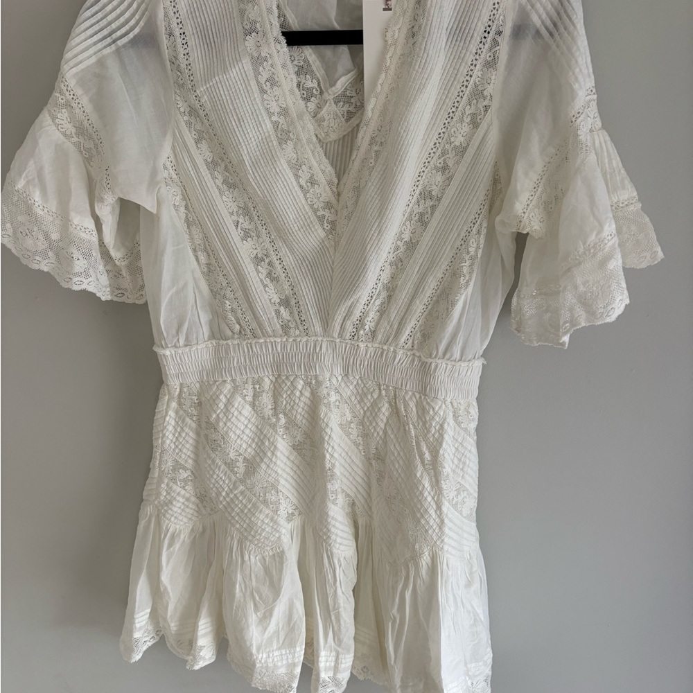 Elegant White Lace Women's Dress